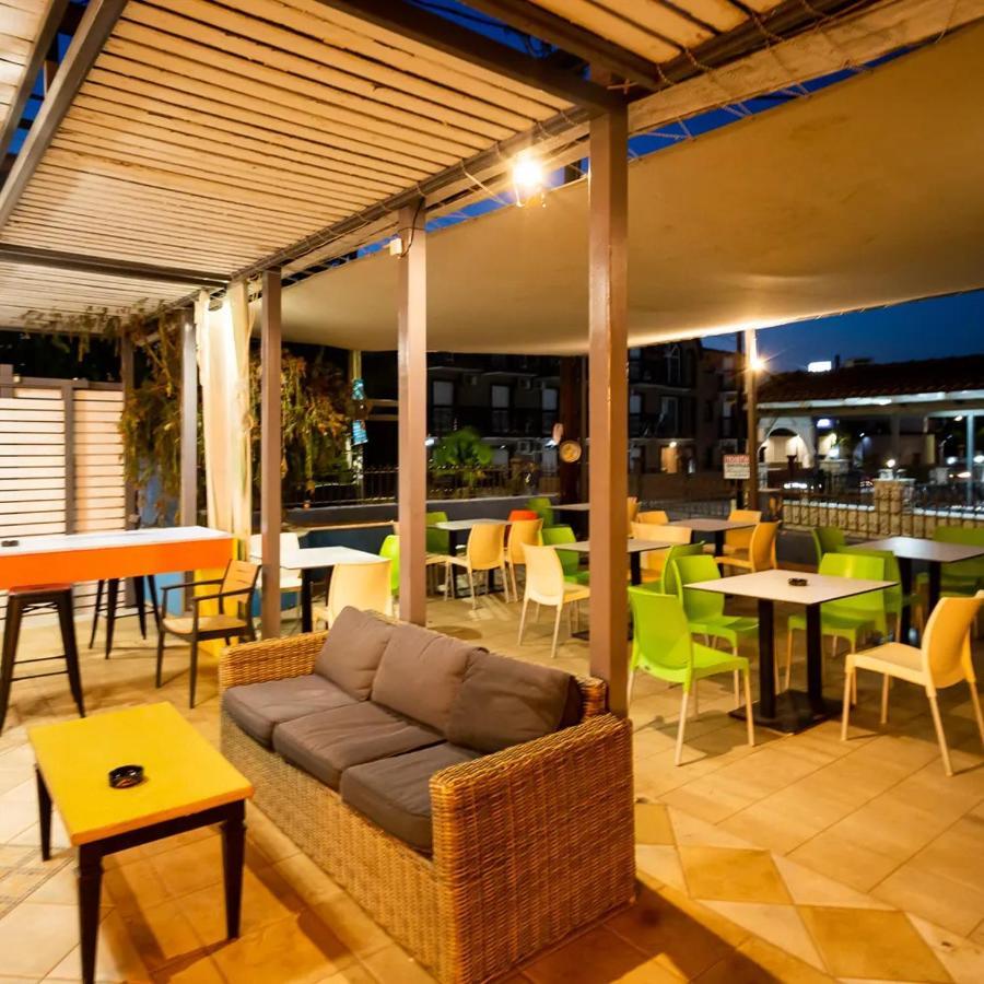 Perkes Hotel Complex (Adults Only) ラガナス エクステリア 写真